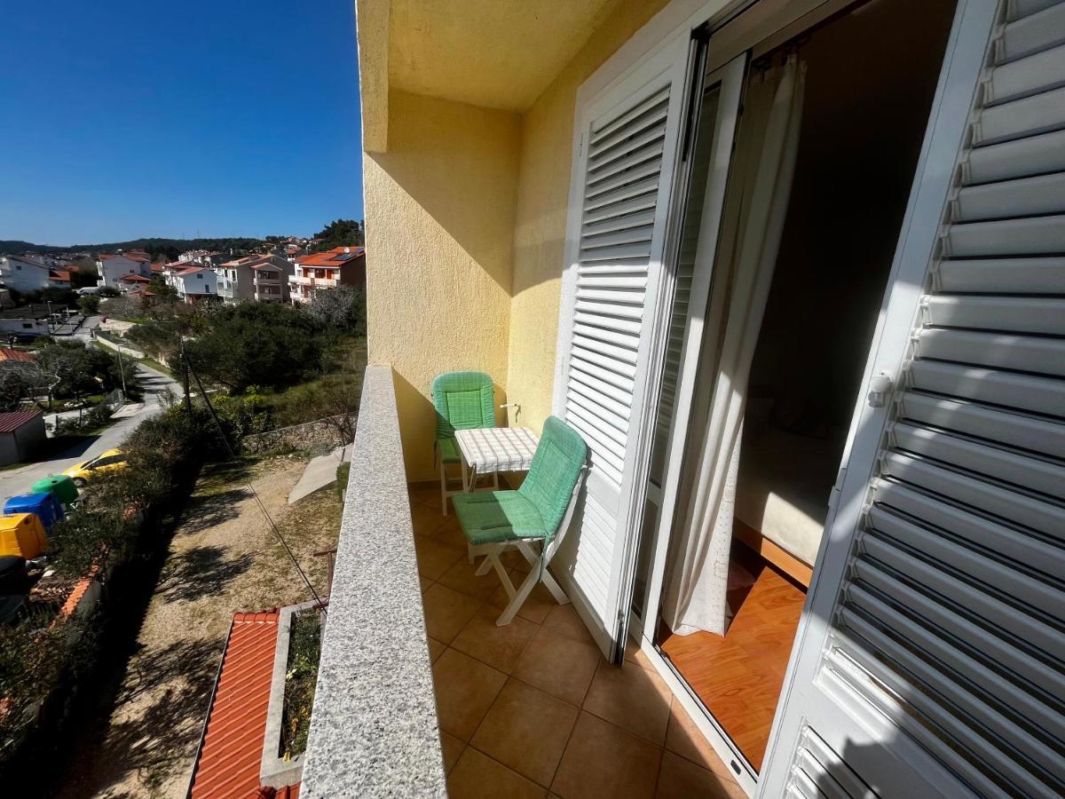 Apartments Maricic Banjol Luaran gambar