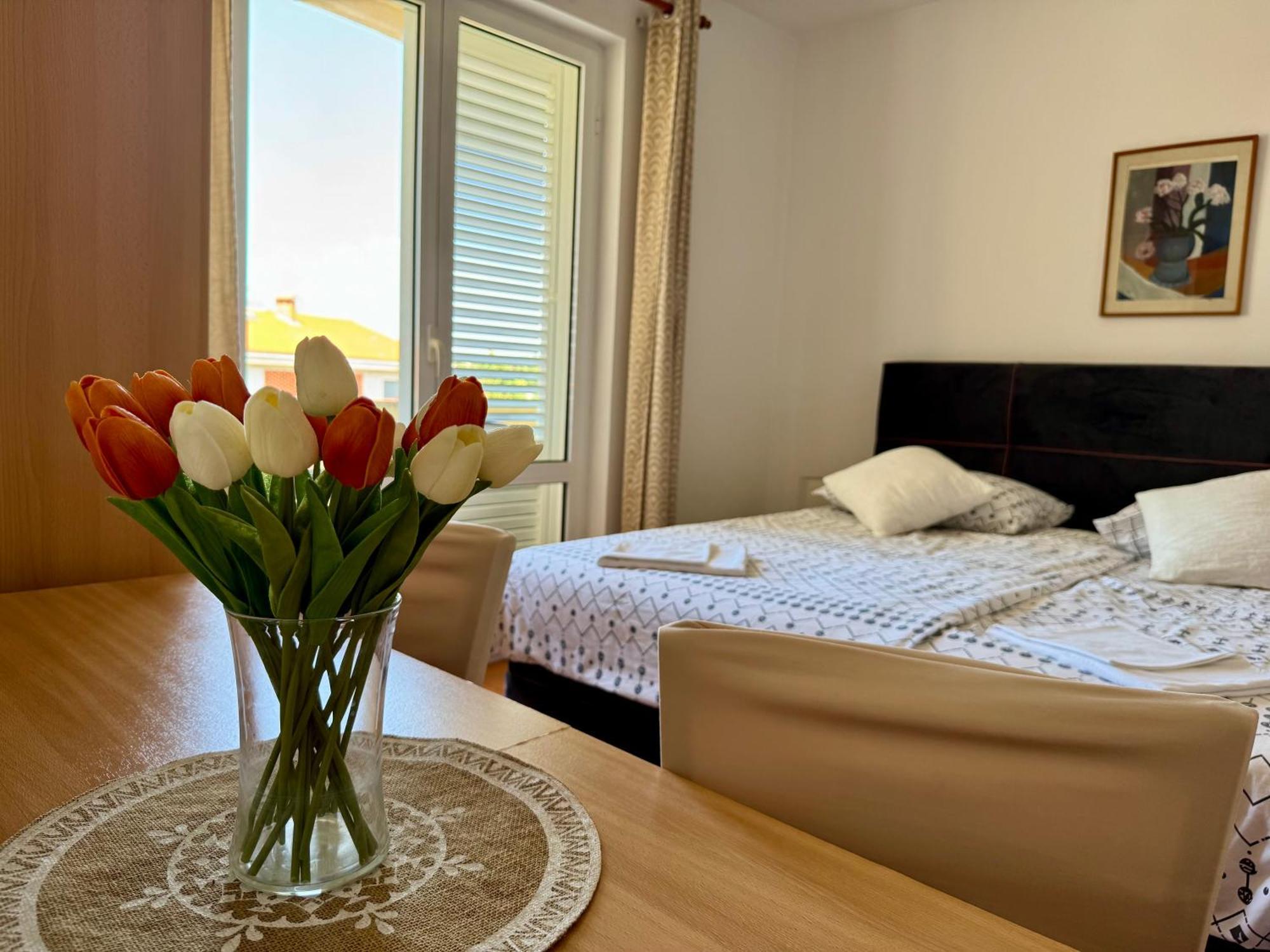 Apartments Maricic Banjol Luaran gambar