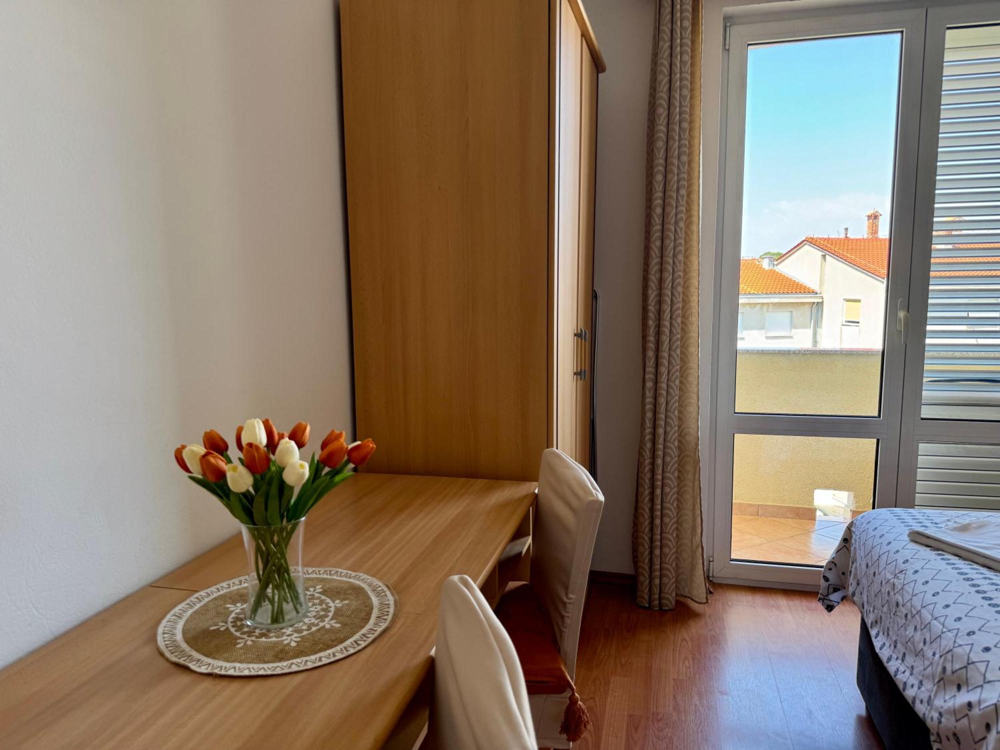 Apartments Maricic Banjol Luaran gambar