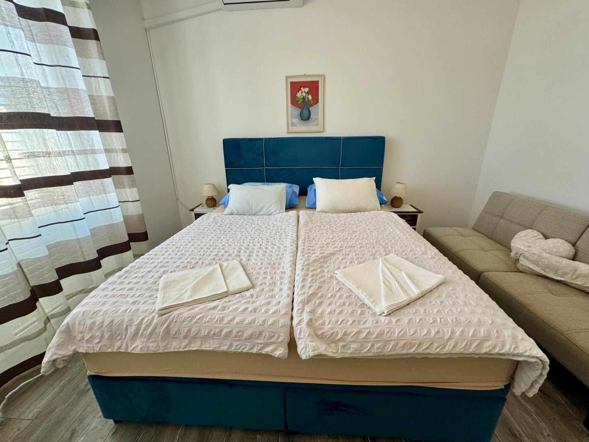 Apartments Maricic Banjol Luaran gambar