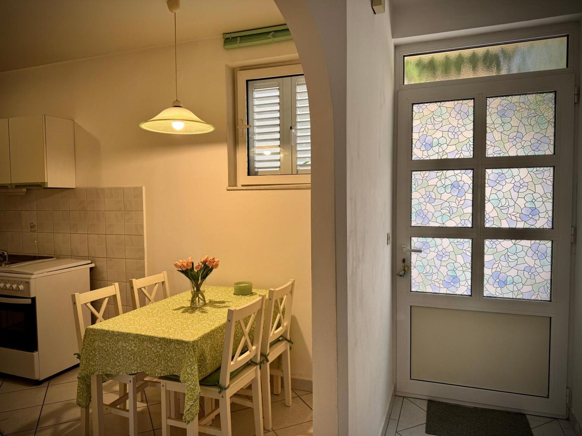 Apartments Maricic Banjol Luaran gambar